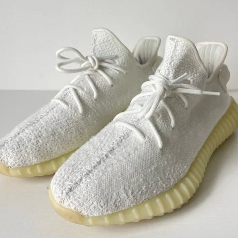 Mens Yeezy Boost 350 V2 TCream/riple White Sneaker Size 9.5 - Picture 2 of 13
